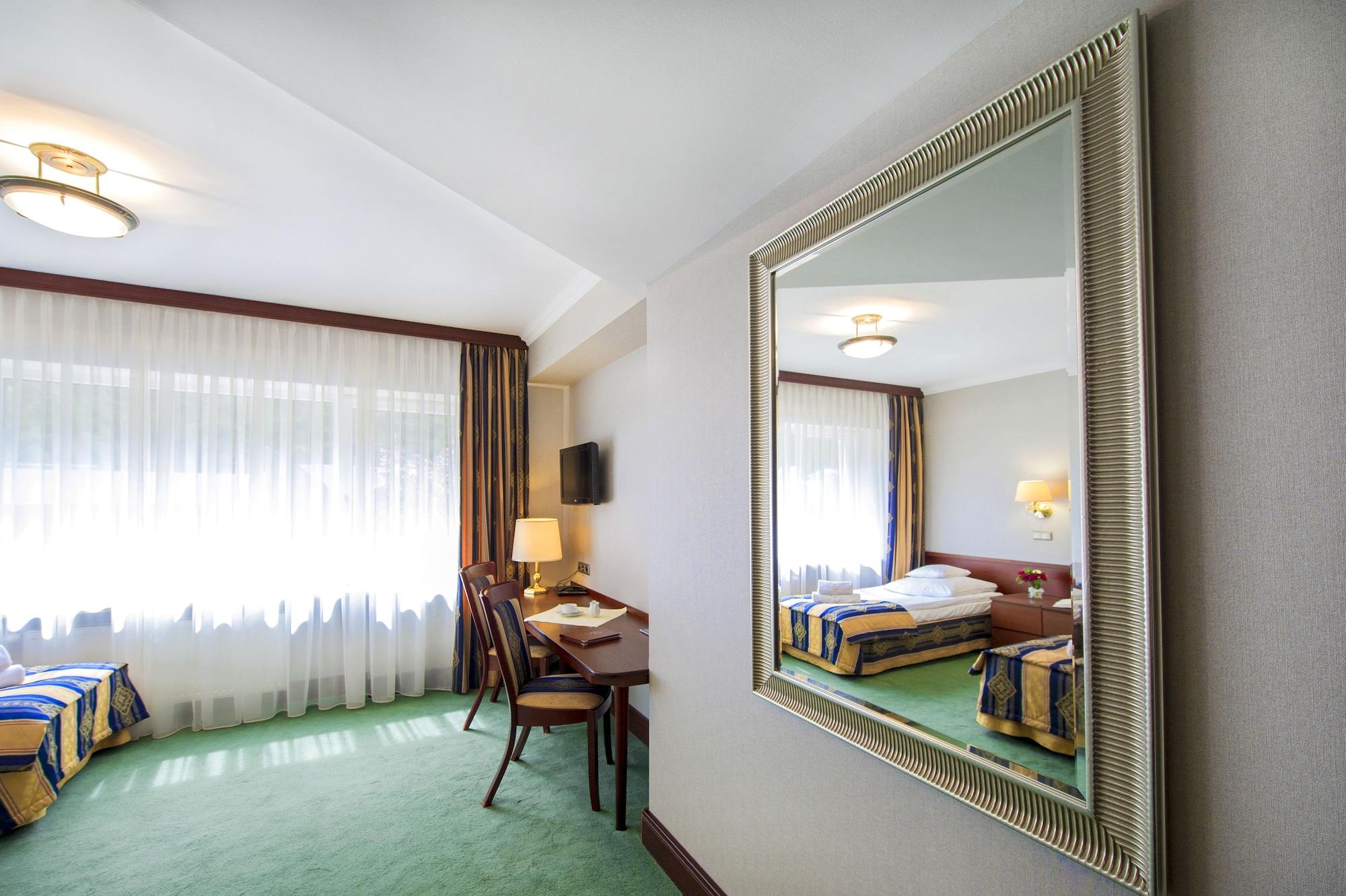Hotel Villa Eva Γκντανσκ Εξωτερικό φωτογραφία